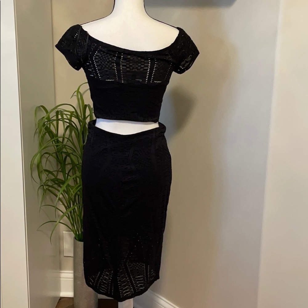 Express Crop & Midi Skirt Set - Picture 5 of 9